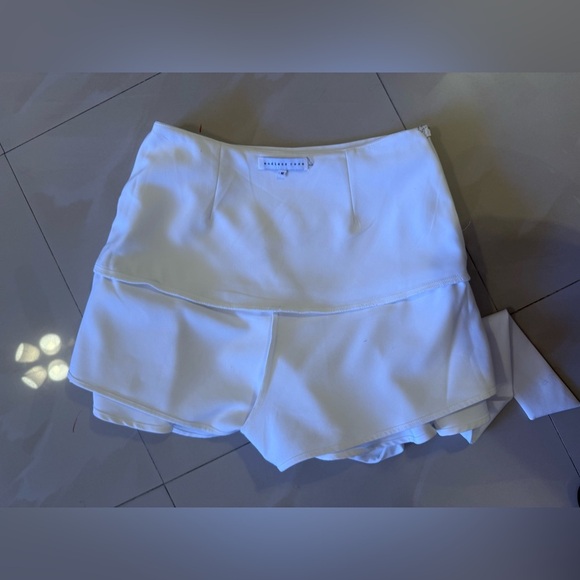 ENDLESS ROSE FLOUNCE WAIST TIE MINI SKORT ruffle white zipper size M - Picture 15 of 15